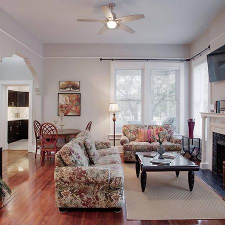 420Waldburg A - Modern Apt With Southern Charm Blocks From Forsyth Apartment Savannah Luaran gambar