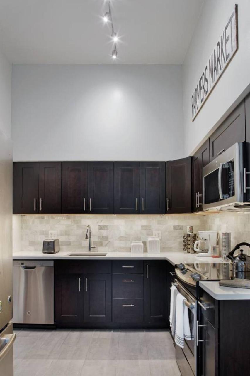420Waldburg A - Modern Apt With Southern Charm Blocks From Forsyth Apartment Savannah Luaran gambar